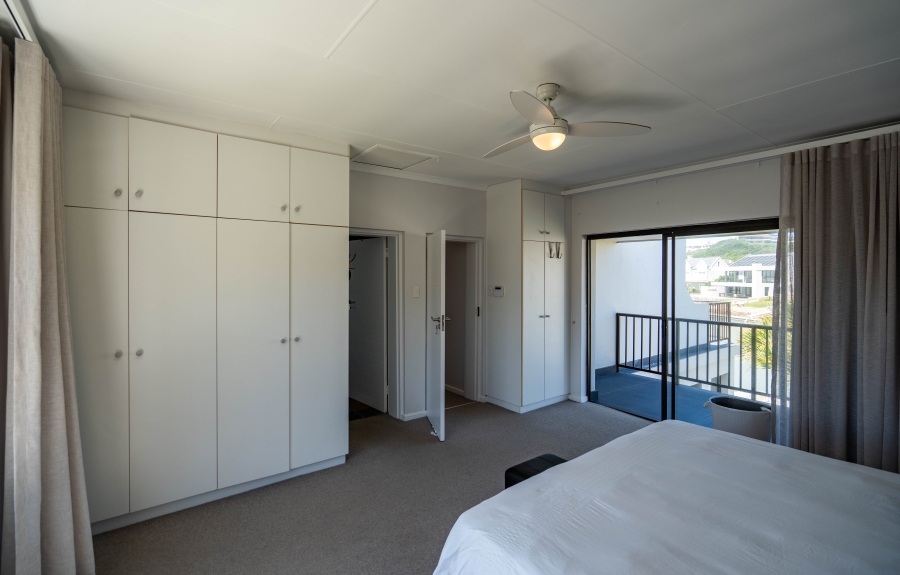 5 Bedroom Property for Sale in Royal Alfred Marina Eastern Cape